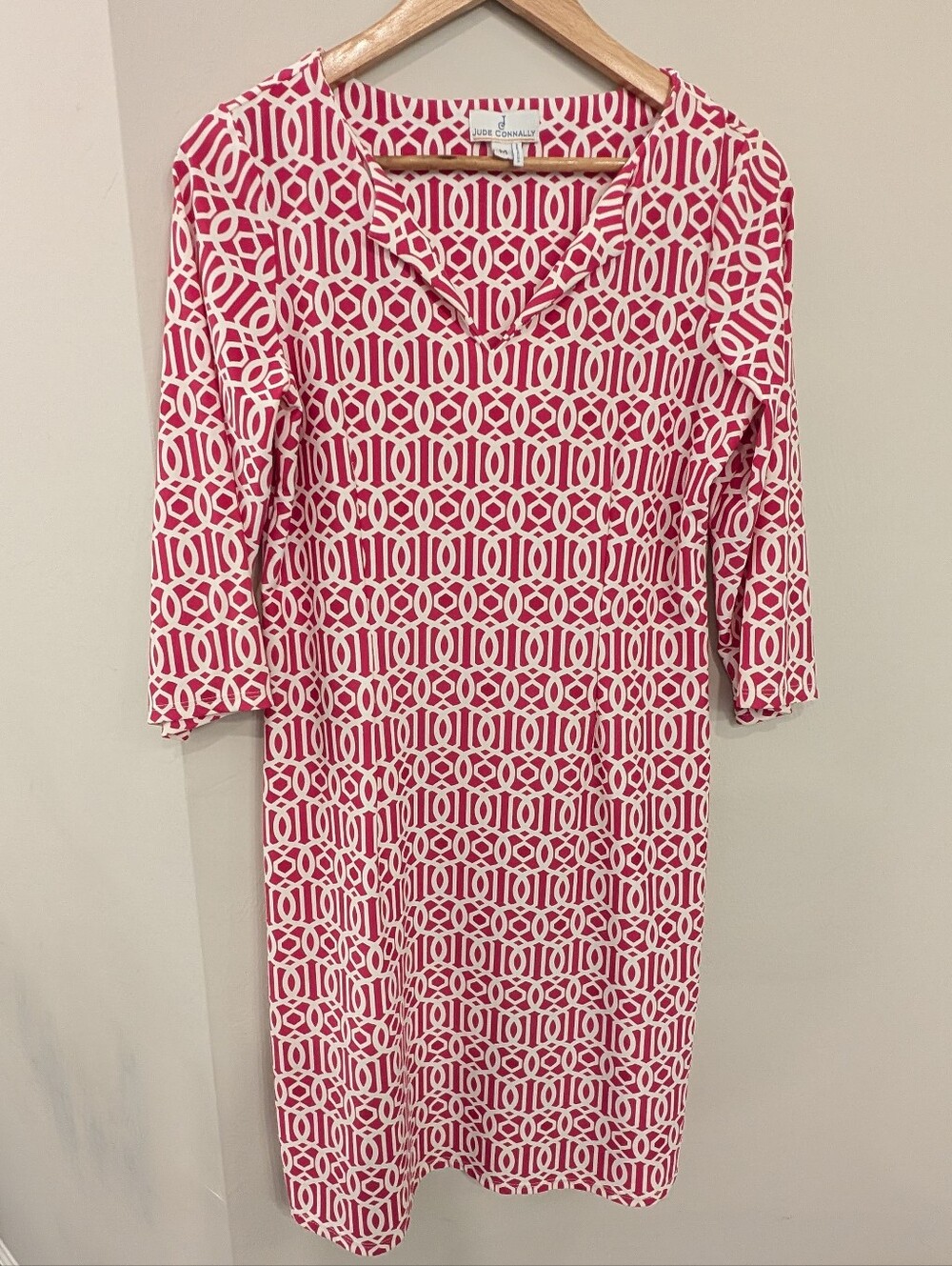 Jude Connally Pink and White Geometric 3/4 Length-Sleeve Shift Dress Size Medium